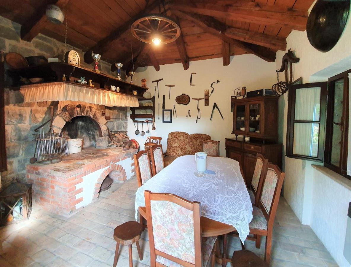 Apartamento Casa Prodan Buzet Exterior foto