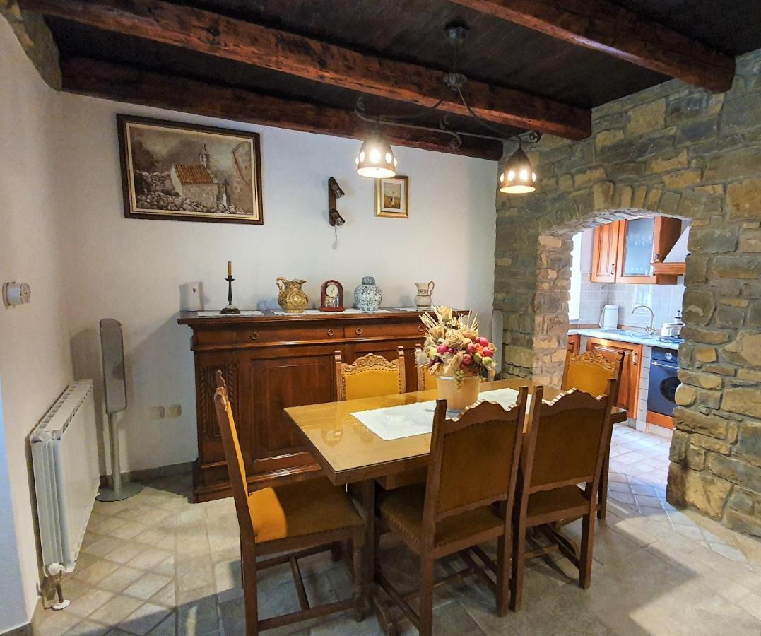 Apartamento Casa Prodan Buzet Exterior foto