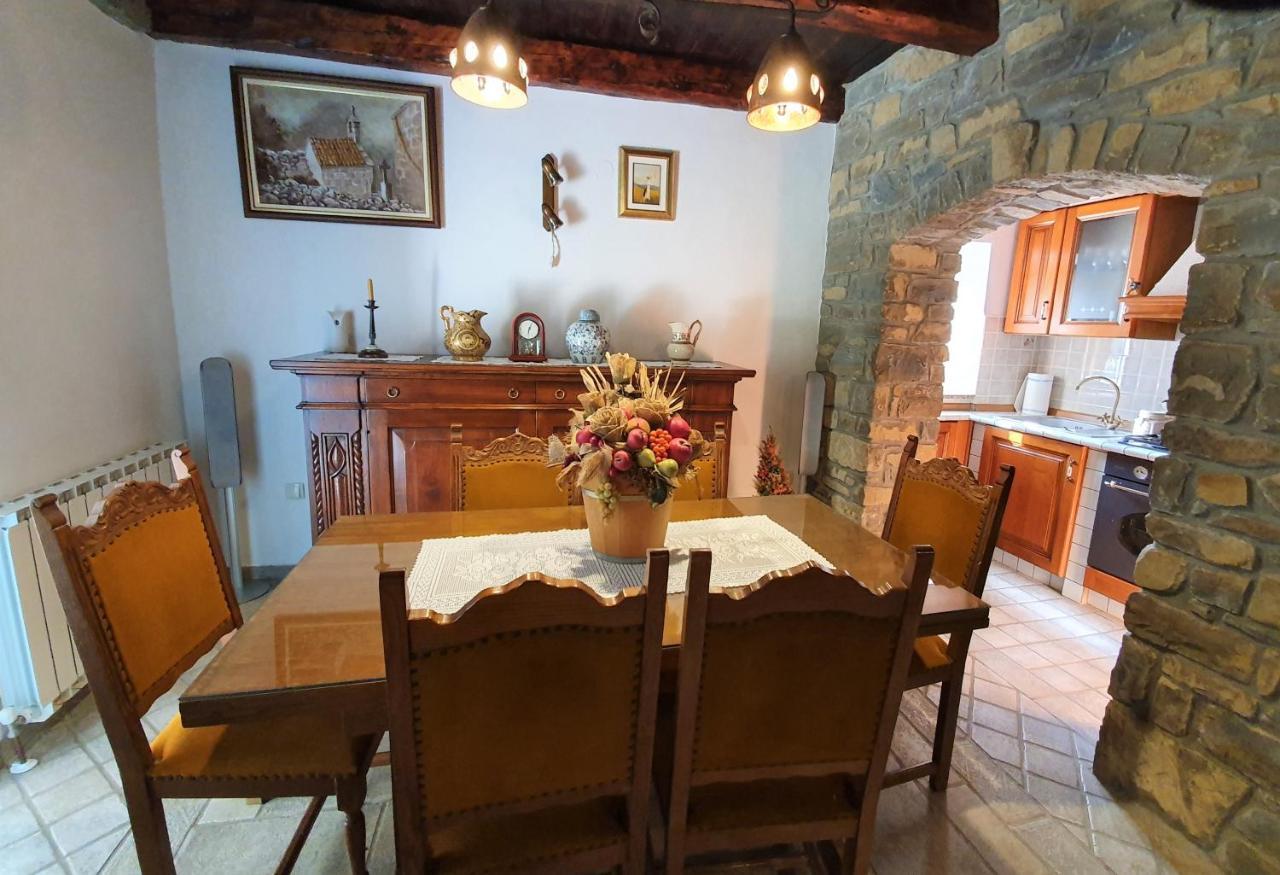 Apartamento Casa Prodan Buzet Exterior foto